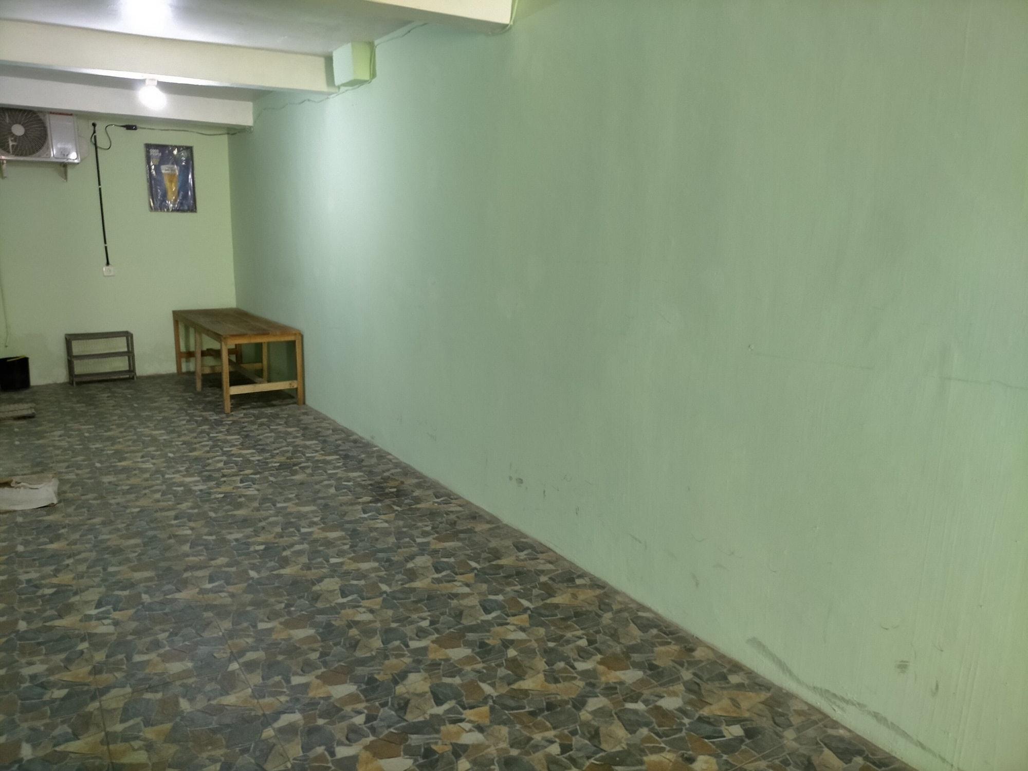 Gandrung City Hostel Баньювангі Екстер'єр фото