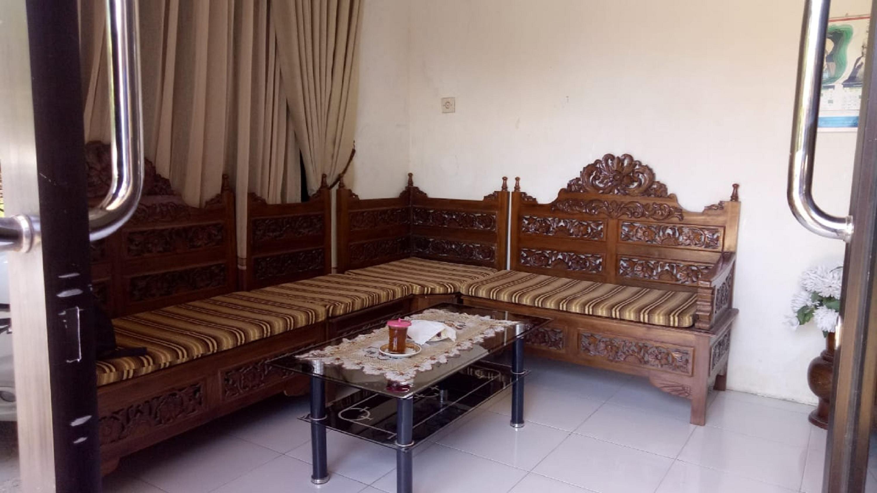 Gandrung City Hostel Баньювангі Екстер'єр фото